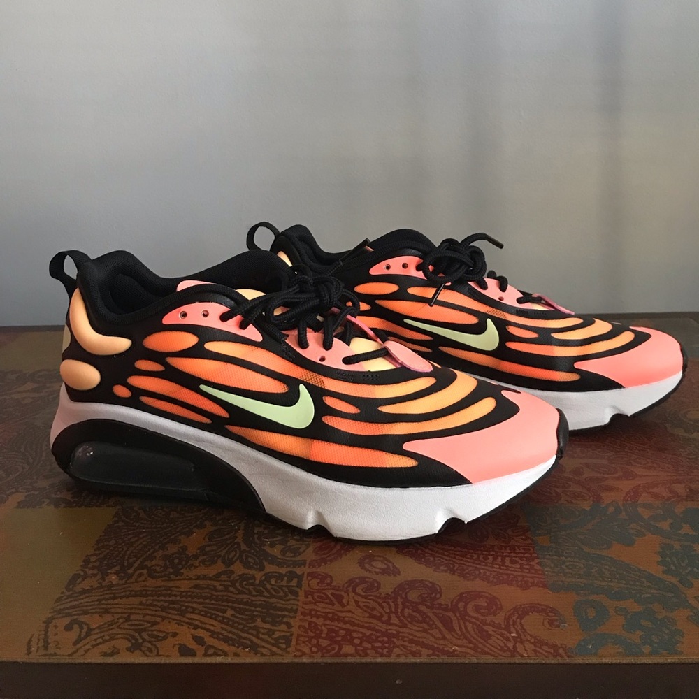 Nike air max exosense